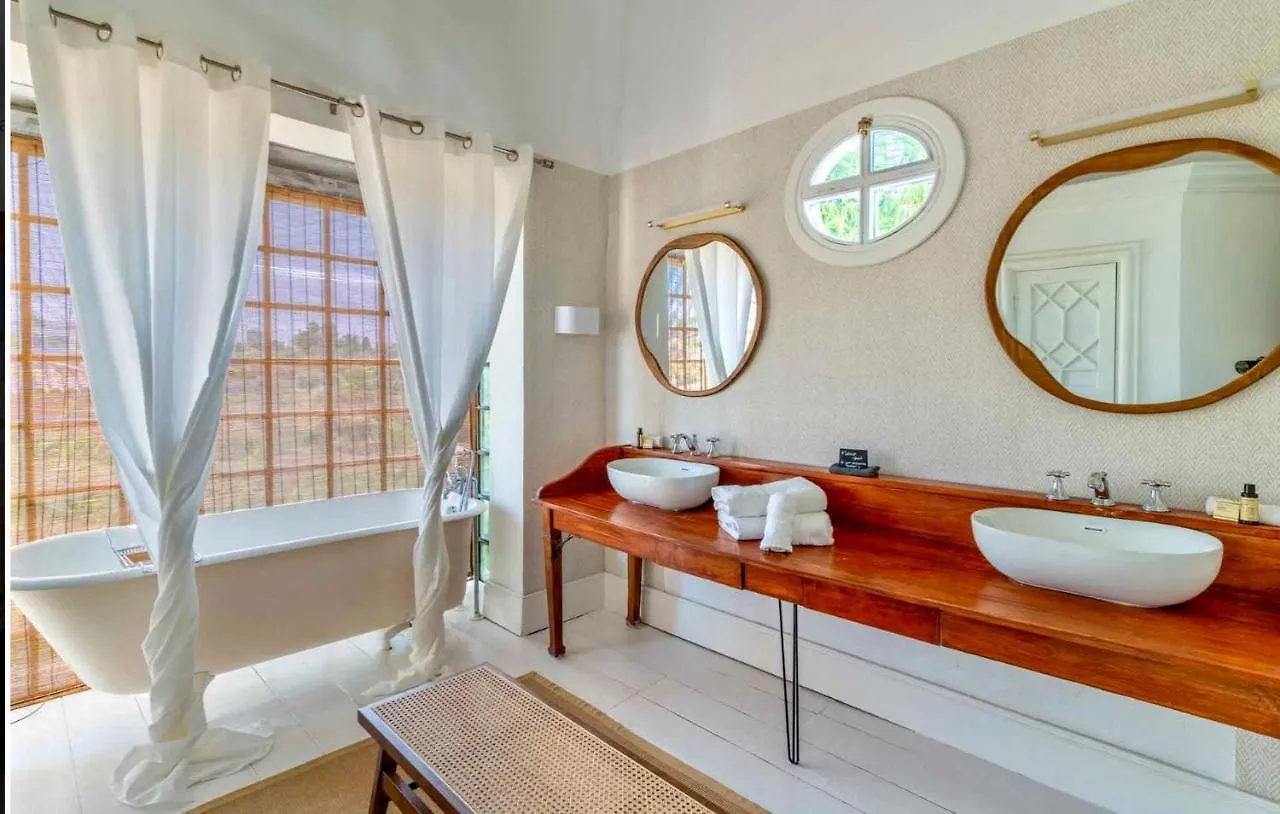 The Pearl - Marbella Bed & Breakfast