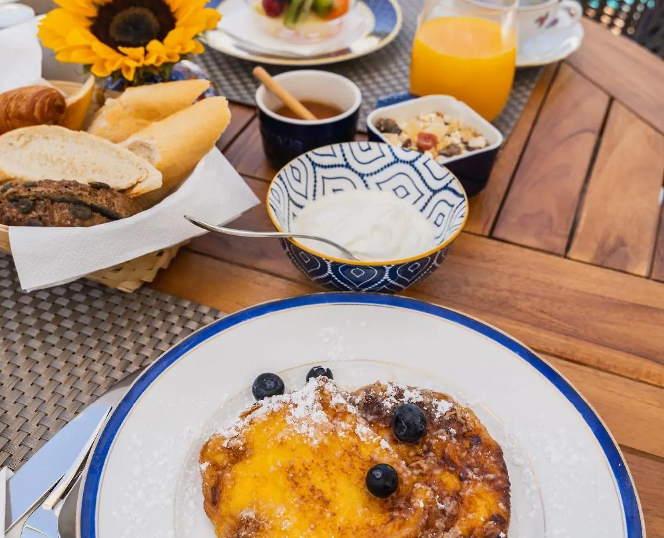 The Pearl - Marbella Bed & Breakfast
