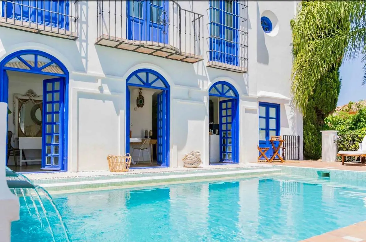 The Pearl - Marbella Bed & Breakfast